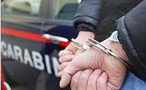 Furti auto in sosta, i carabinieri arrestano 5 persone