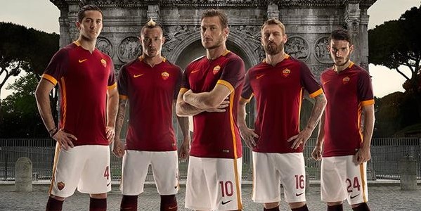 La Roma svela la nuova maglia ispirata all'armatura dei centurioni