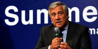 Tajani apre la convention di Fiuggi: 