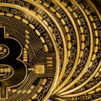 Bitcoin: apocalittici e integrati
