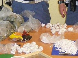 Droga, operazione dei carabinieri nell'area est di Roma: 3 arresti e 2 chili di sostanze sequestrate