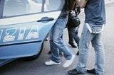 TUSCOLANA/Si scagliano contro la polizia a colpi di kung fu dopo rissa, in manette