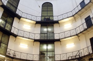 CARCERI/ Il detenuto di Regina Coeli: ‘Questo è un posto disperato’