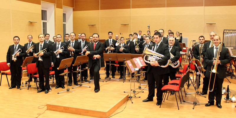Nasce la “ITALIAN BRASS BAND”, ensemble di ottoni e percussioni. Il 12 aprile ad Albano Laziale