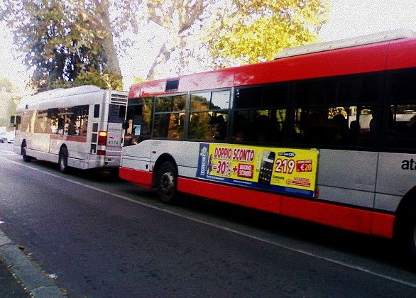 Mobilità, sabato 3 cortei in centro: autobus deviati