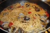 Spaghettongola, battuto ogni record a Fiumicino: consumati 10 quintali di vongole e 956 chili di spaghetti