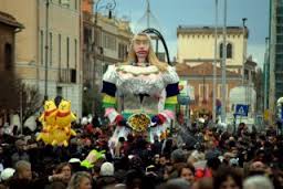 Carnevale, sfilata dei carri a Fiumicino e Fregene