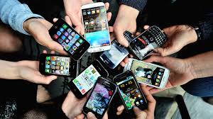 Cyber-bullismo, 9 ragazzi su 10 hanno smartphone con acceso a internet