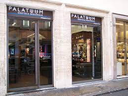 Riapre l'enoteca Palatium: restyling e qualità dei servizi