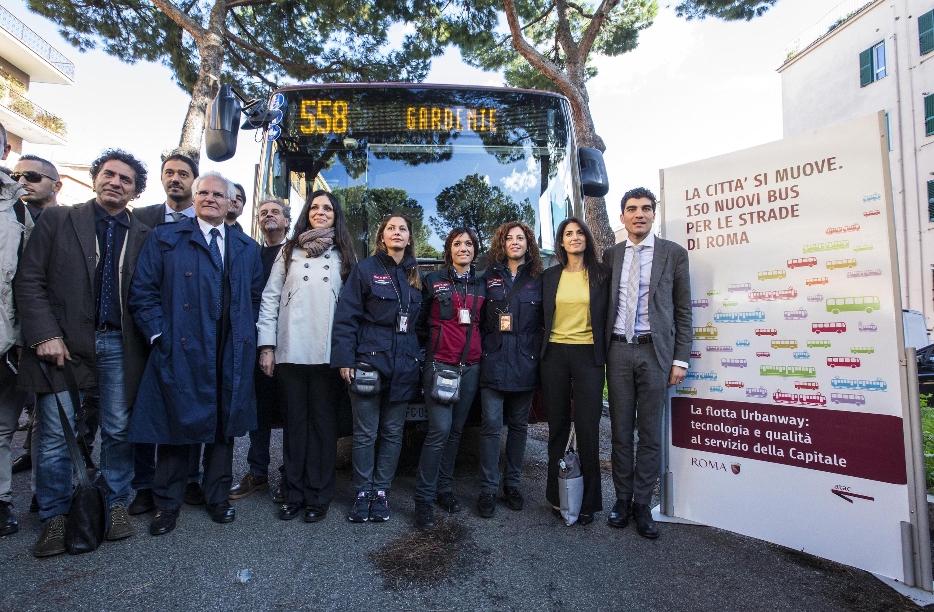 Roma, Atac: arrivati i primi 25 nuovi autobus di 150
