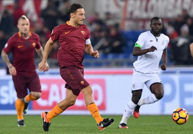 TIMCUP - Roma batte Cesena 2-1 Decide un rigore di Totti allo scadere