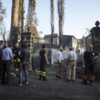 Emergenza incendi, due morti a Tivoli, hotel sgomberato a Castel Gandolfo, bloccata la Pontina