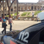 Rubavano in auto NCC per turisti all'Aventino: Arrestata banda