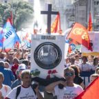 Whirlpool, corteo dei lavoratori a Roma: 